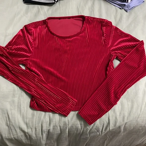 Tops! - Picture 11 of 16